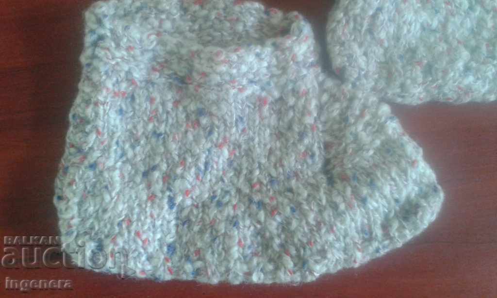 Slippers, socks, socks with price 10.00 BGN | € 5.11 Slippers, socks, socks with price 10.00 BGN | € 5.11