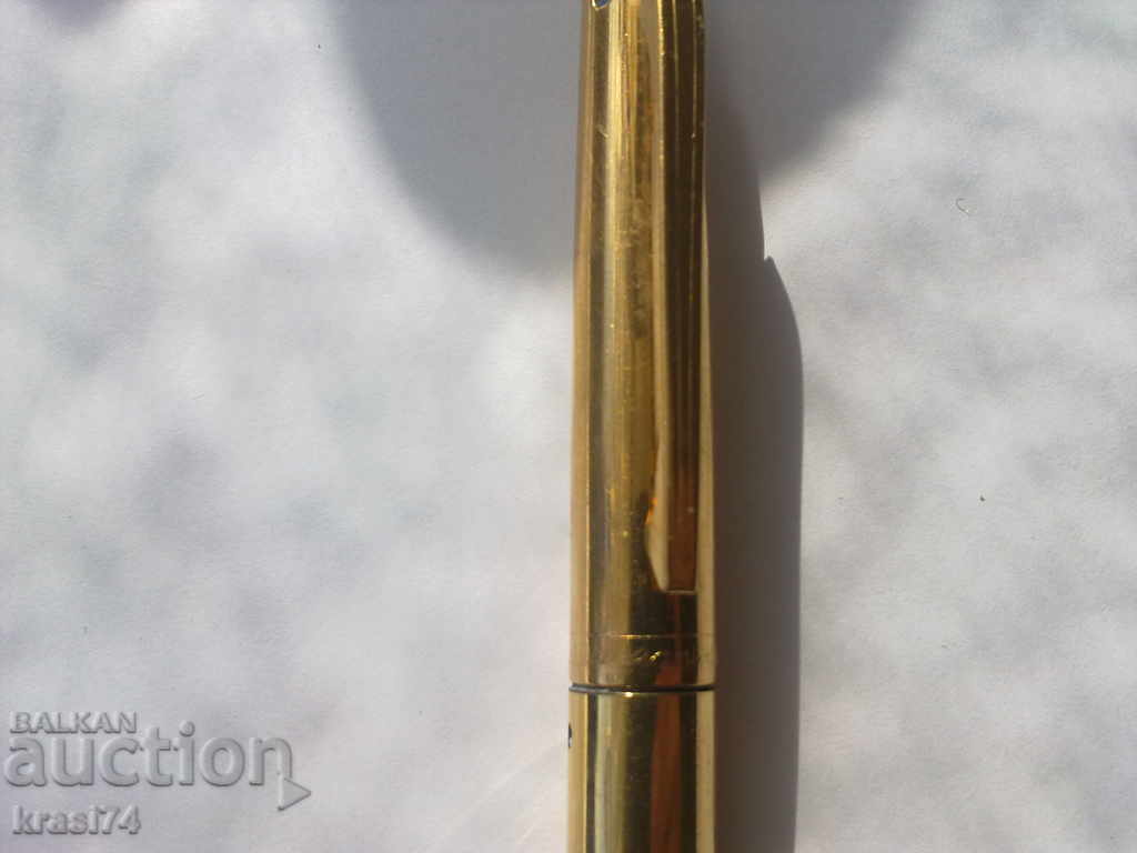 An old, gold-plated, three-color chemical with price 20.00 BGN | € 10.23 An old, gold-plated, three-color chemical with price 20.00 BGN | € 10.23