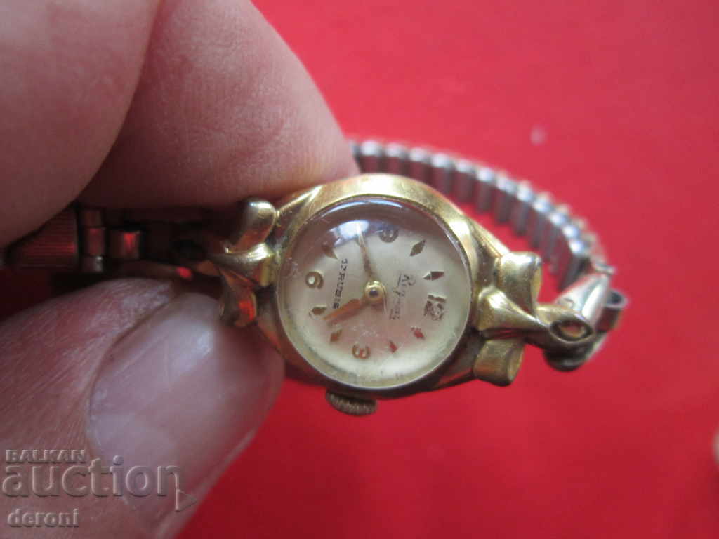 Дамски позлатен часовник Regina с веришка - 5