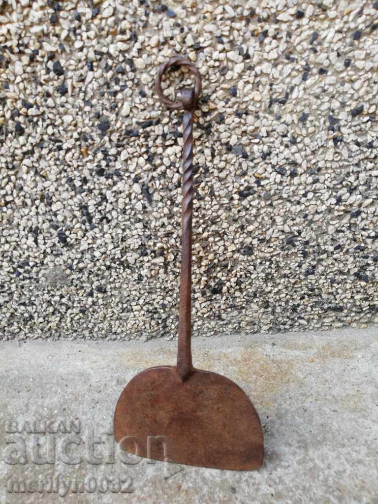 Gingerbread, gingerbread, gingerbread, gingerbread, wrought iron - 6