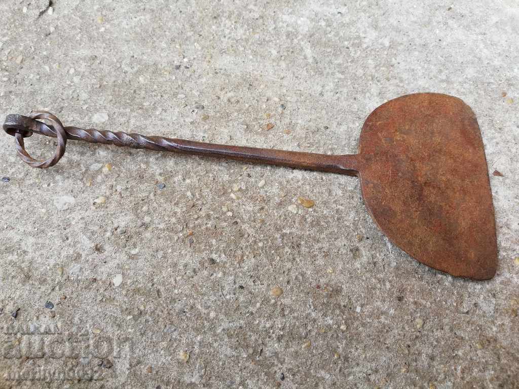 Gingerbread, gingerbread, gingerbread, gingerbread, wrought iron - 7