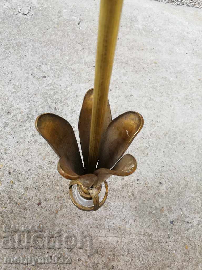 Παράδοση Παλιό φανός πολυελαίμου λαμπτήρα φανός 20 ετών Παράδοση Παλιό φανός πολυελαίμου λαμπτήρα φανός 20 ετών