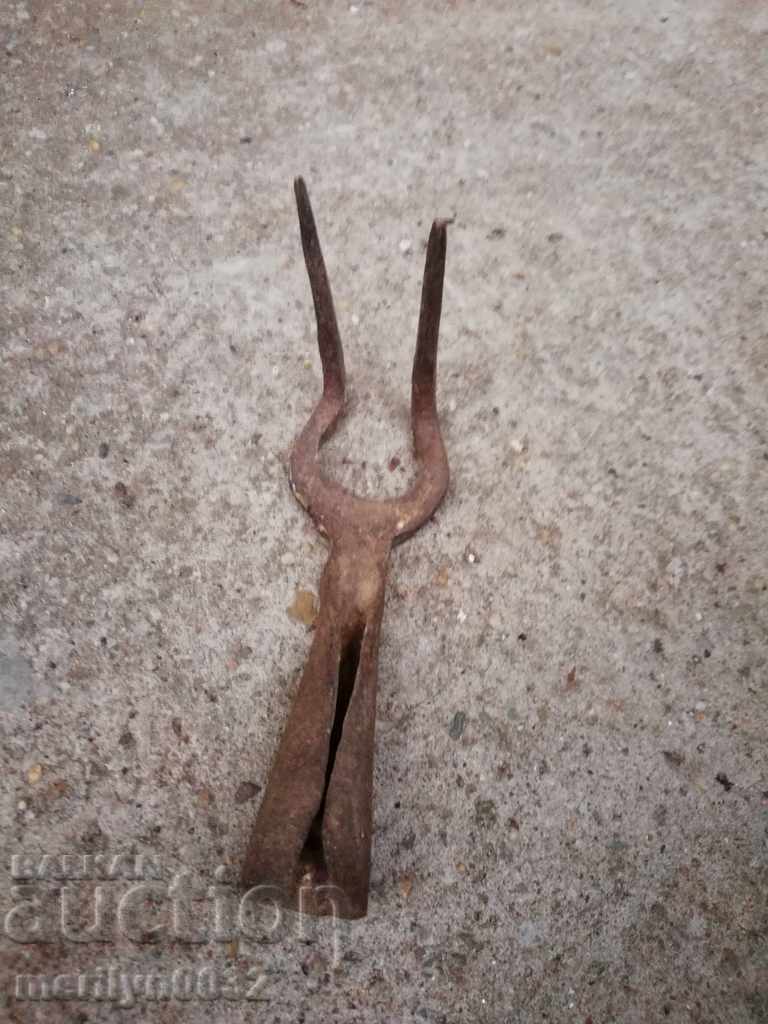 Old twin forged, villa, wrought iron with price 33.00 BGN | € 16.87 Old twin forged, villa, wrought iron with price 33.00 BGN | € 16.87