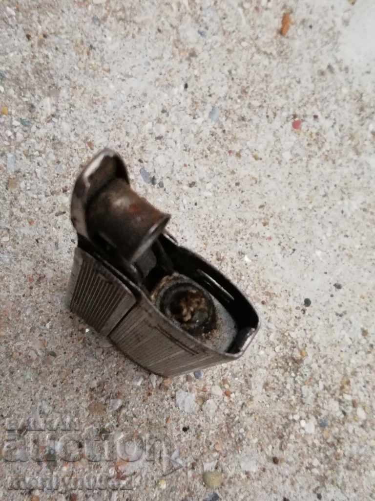 Delivery of Old gasoline lighter Austria Delivery of Old gasoline lighter Austria