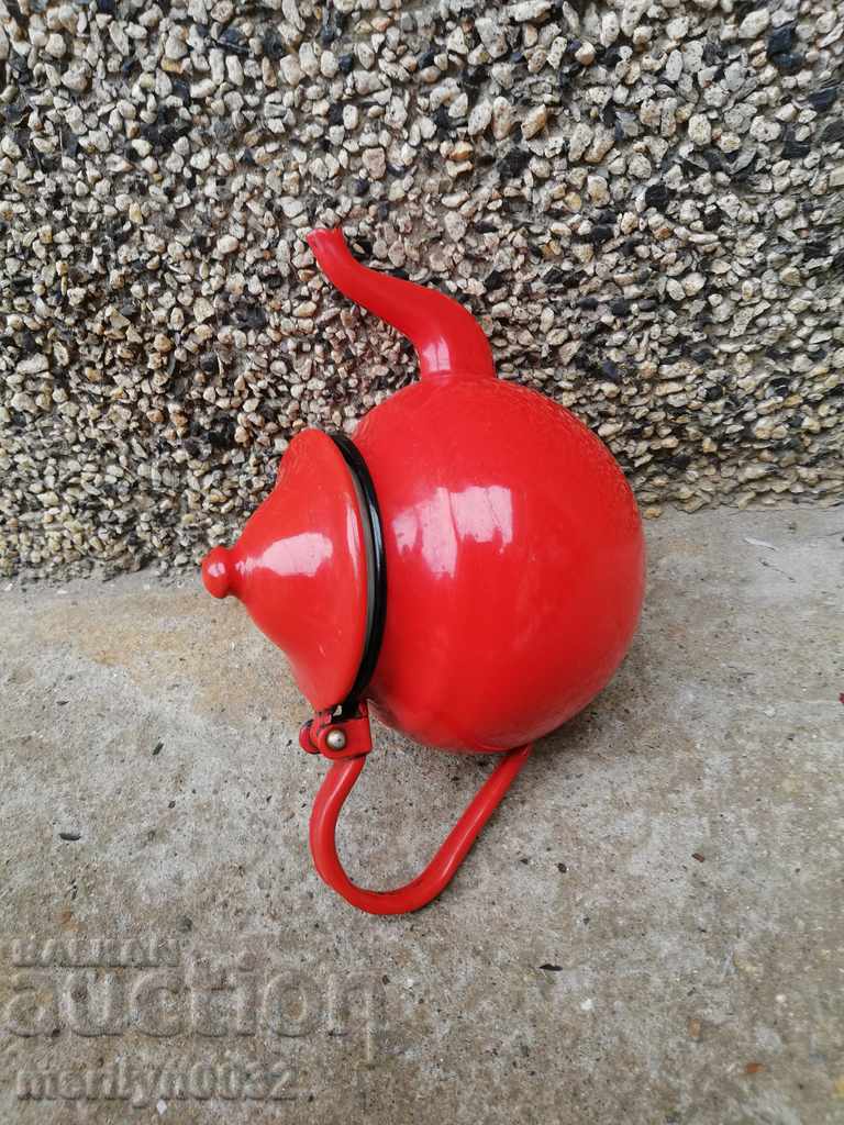 Auction Old enameled teapot, coffee maker, kettle Auction Old enameled teapot, coffee maker, kettle