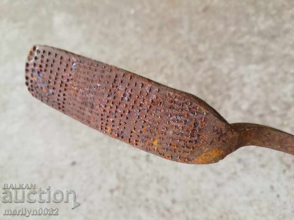 Shoebox for boots Kingdom of Bulgaria from the old material with price 35.00 BGN | € 17.90 Shoebox for boots Kingdom of Bulgaria from the old material with price 35.00 BGN | € 17.90