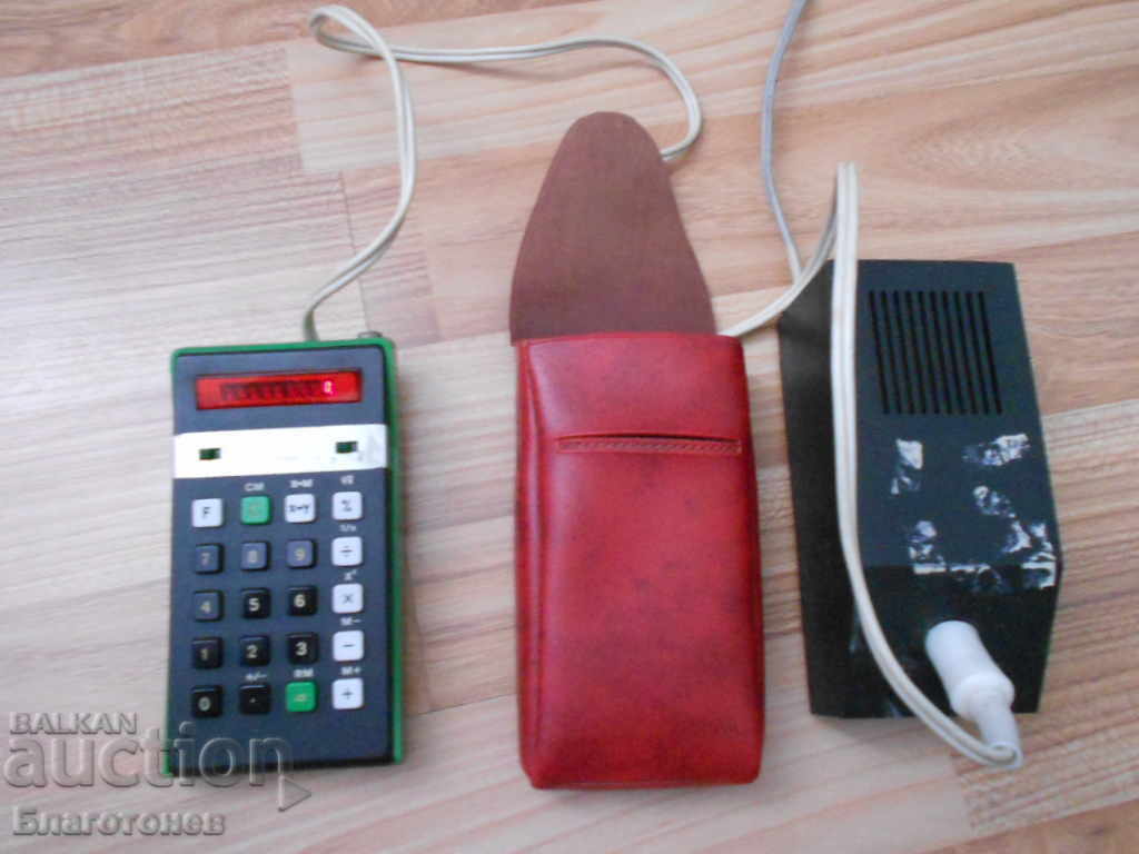 Стар електронен калкулатор
