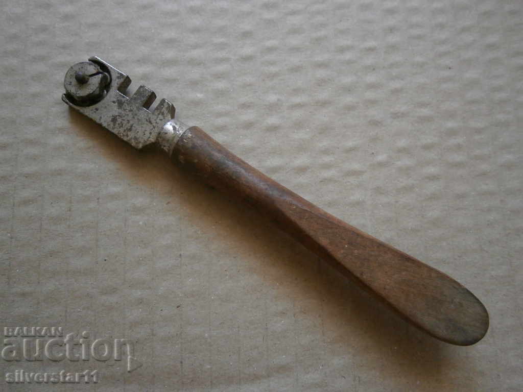 old almaz made in germany with price 21.00 BGN | € 10.74 old almaz made in germany with price 21.00 BGN | € 10.74