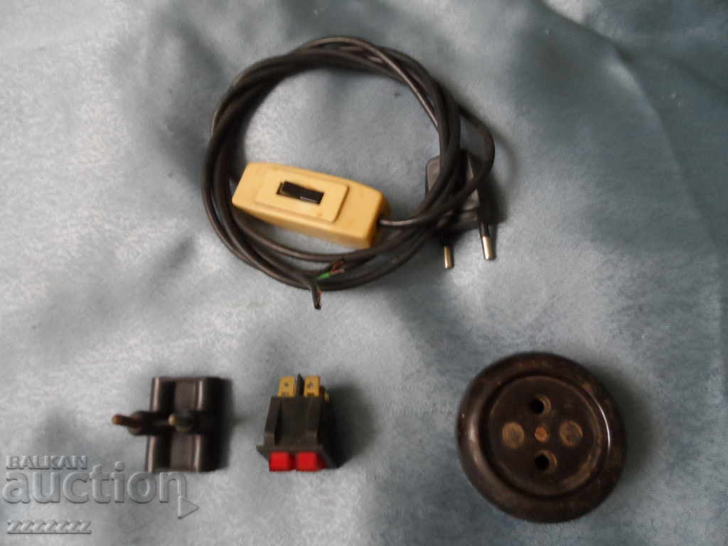 keys, plugs - 5 keys, plugs - 5