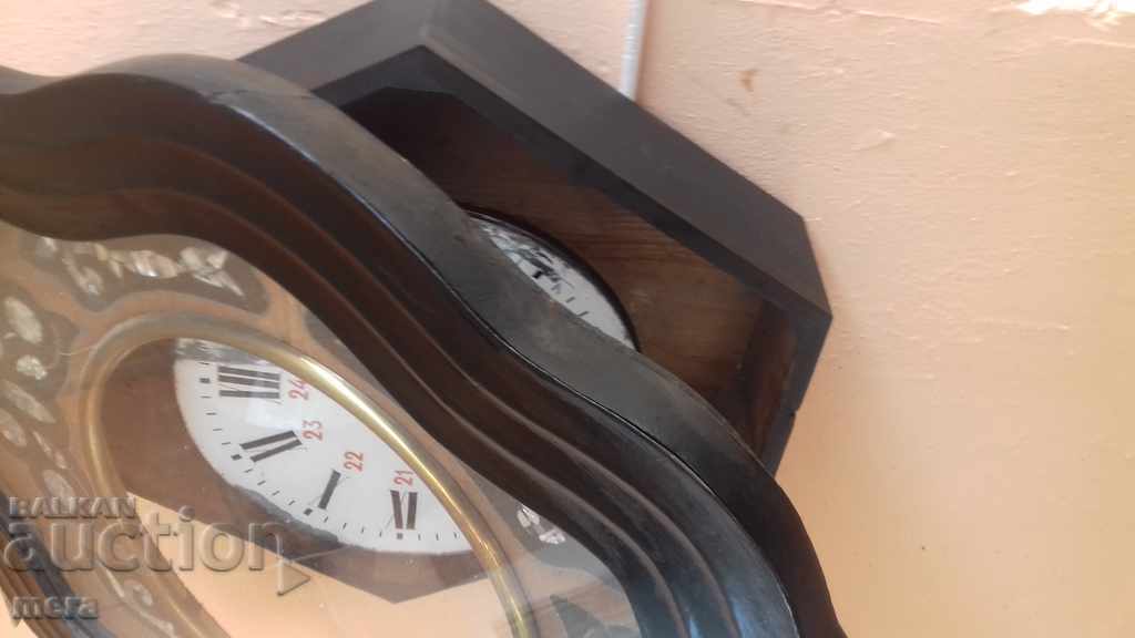 Auction Ancient wall mechanical clock Auction Ancient wall mechanical clock