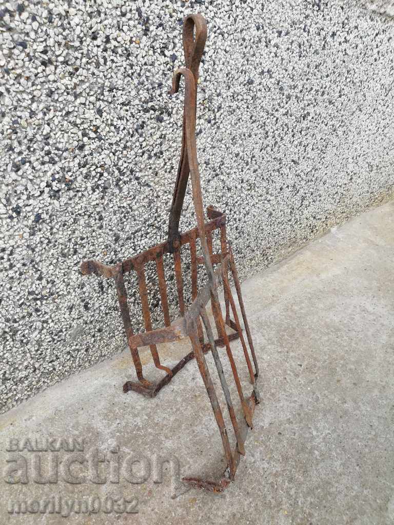 Delivery of Old hand-forged 2 piece steak grill, wrought iron Delivery of Old hand-forged 2 piece steak grill, wrought iron