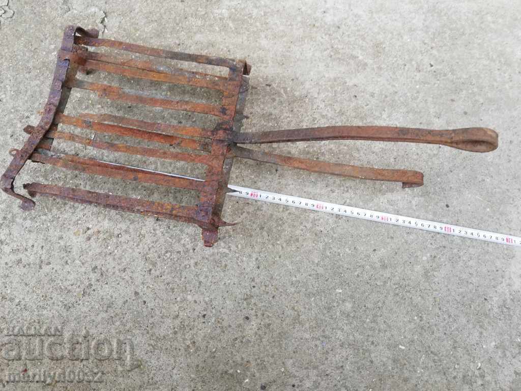 Old hand-forged 2 piece steak grill, wrought iron - 5 Old hand-forged 2 piece steak grill, wrought iron - 5