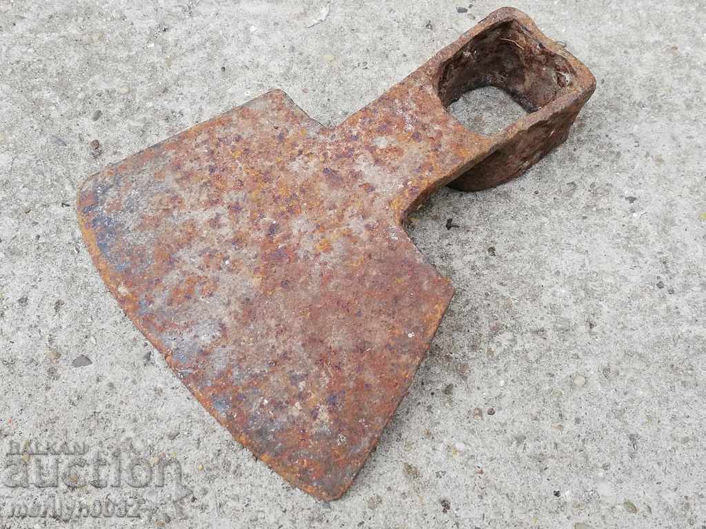 Δημοπρασία Παλιά σκαπάνη, σφυρήλατο σίδερο, συσκευή, εργαλείο Δημοπρασία Παλιά σκαπάνη, σφυρήλατο σίδερο, συσκευή, εργαλείο