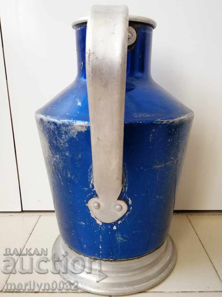 Delivery of Metal hunter, bucket, canister for liquids Delivery of Metal hunter, bucket, canister for liquids