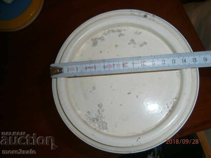 Delivery of STARA METAL COFFEE BOX - CUBA - FOR 1 KG COFFEE