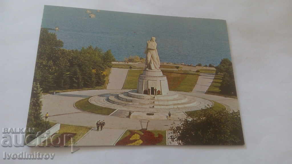 П К Варна Паметник на загиналите против фашизма 1979
