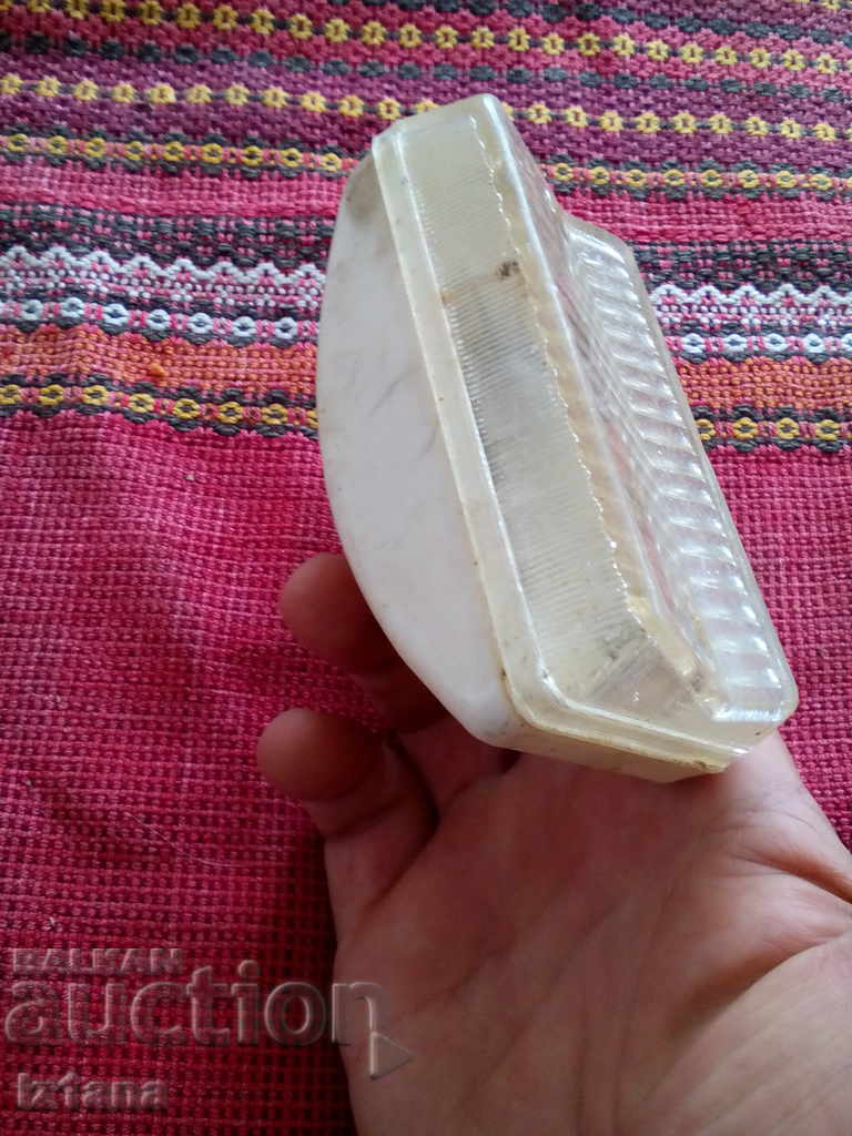 Ένα παλιό μπαγιονέτ, ένας προβολέας προς τα πίσω - 5