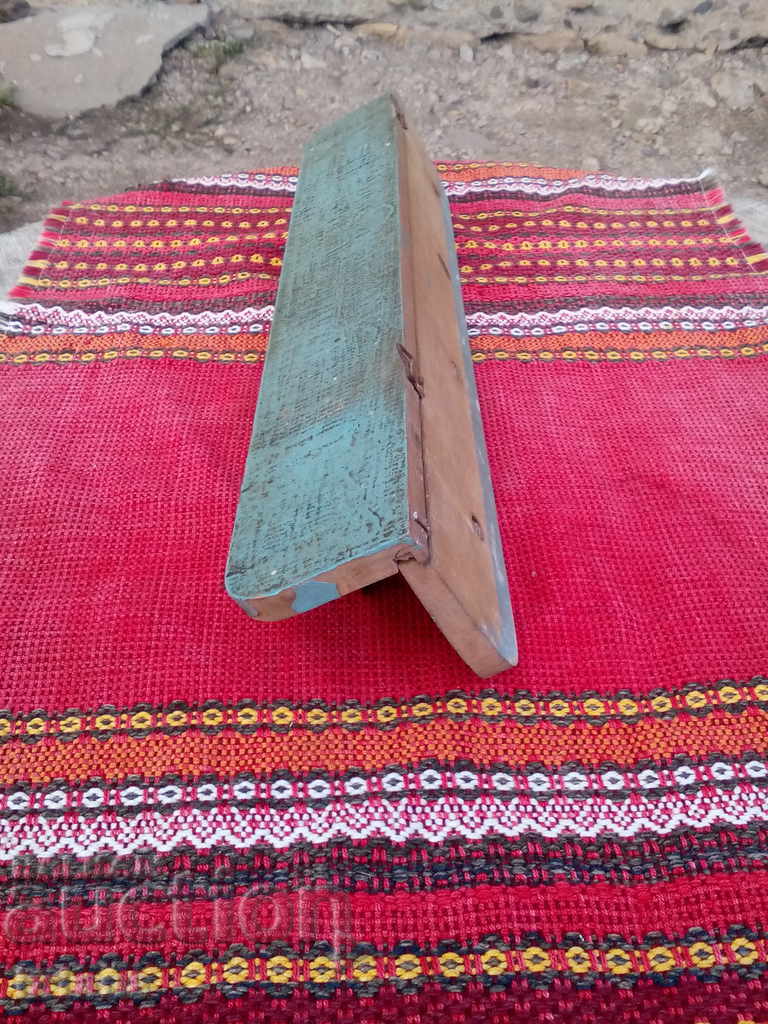 Παράδοση παλιά κρεμάστρα Παράδοση παλιά κρεμάστρα