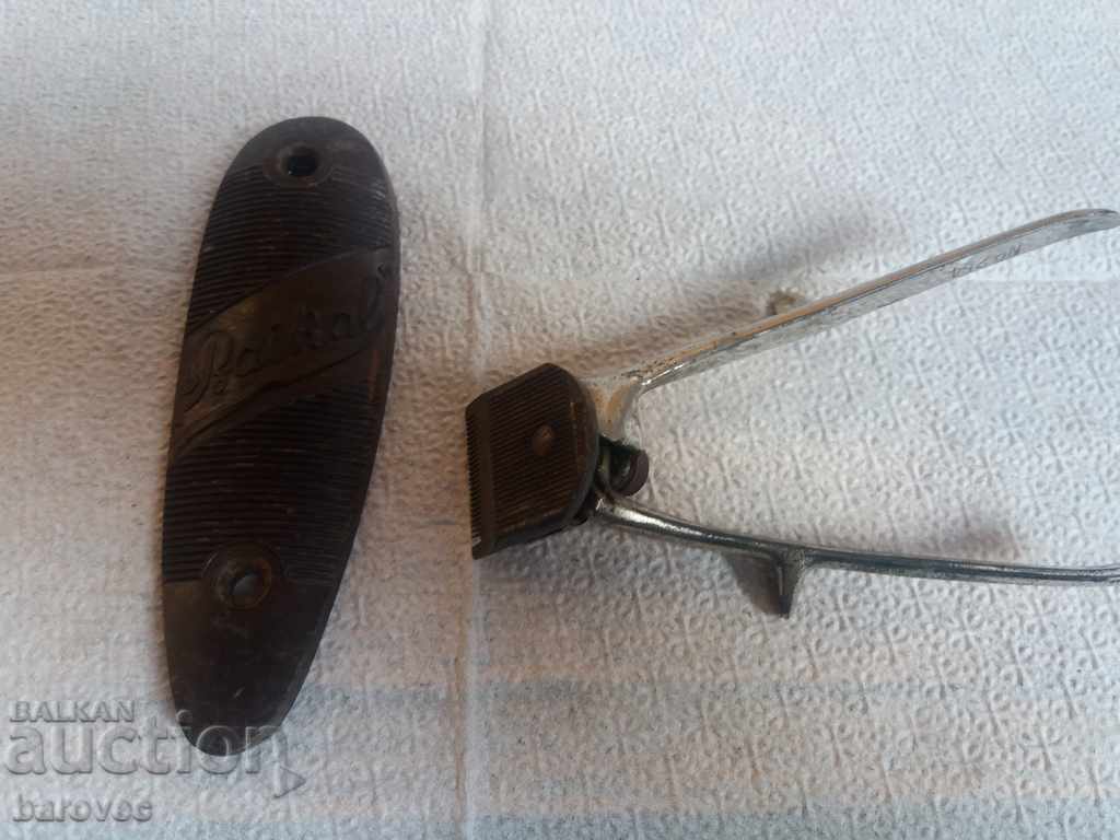 Delivery of Lot of old objects