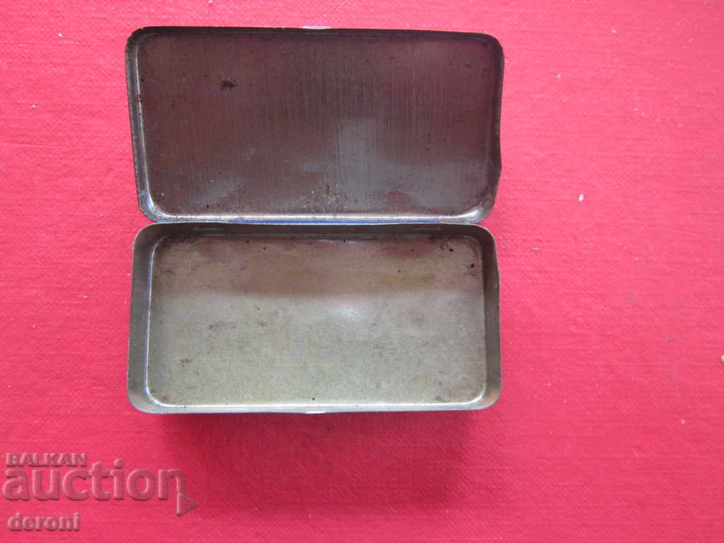 Delivery of German Reed Recycle Pill box Delivery of German Reed Recycle Pill box