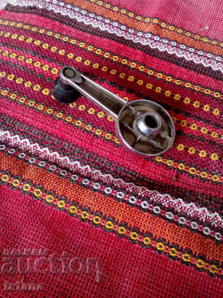 Auction An old glass crank Auction An old glass crank