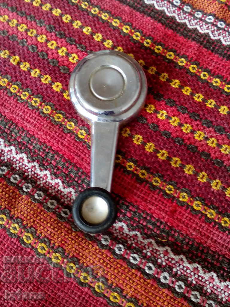 An old glass crank - 5 An old glass crank - 5