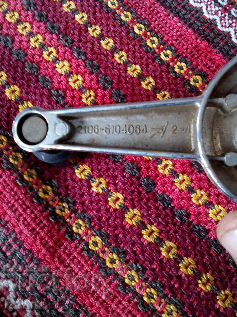 An old glass crank - 7 An old glass crank - 7