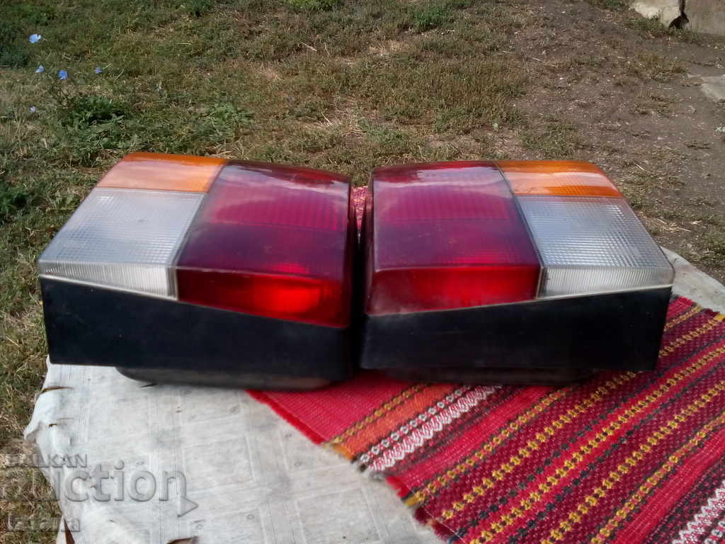 Delivery of Backlights Delivery of Backlights