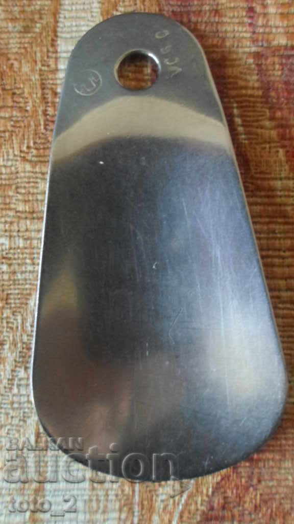 OLD METAL SHOE OLD METAL SHOE