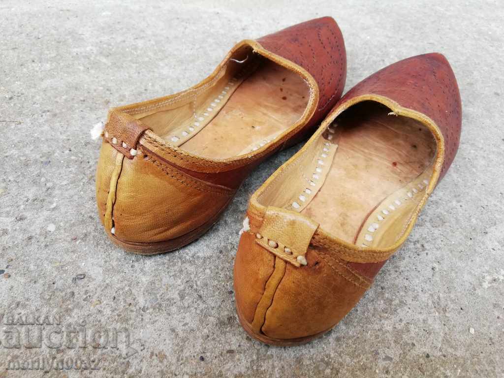 Воеводските обувки на капитан Петко Киряков ОРИГИНАЛ носия - 5 Воеводските обувки на капитан Петко Киряков ОРИГИНАЛ носия - 5