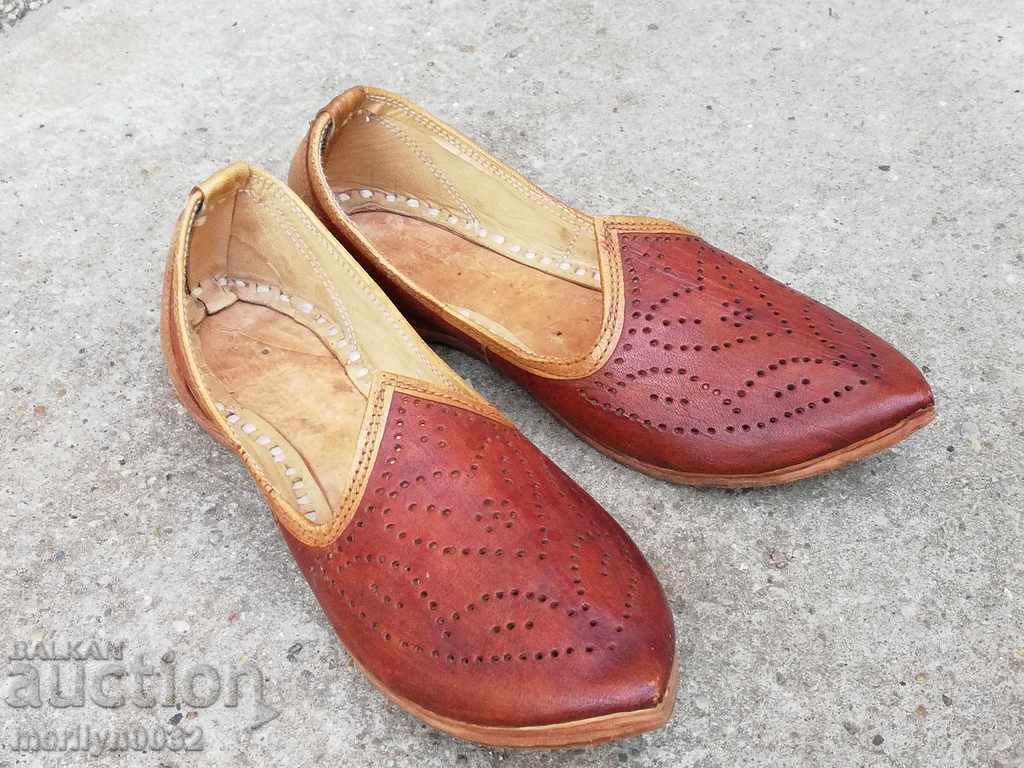 Воеводските обувки на капитан Петко Киряков ОРИГИНАЛ носия - 7 Воеводските обувки на капитан Петко Киряков ОРИГИНАЛ носия - 7