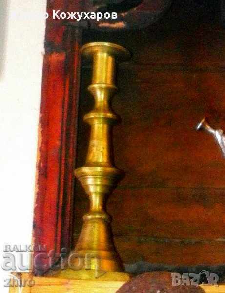 LOT of 2 candle holders, bronze