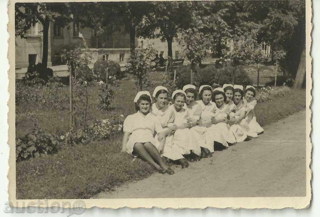 Παλιά φωτογραφία, ένα μικρό σχήμα, τον Αύγουστο του '41, Σόφια