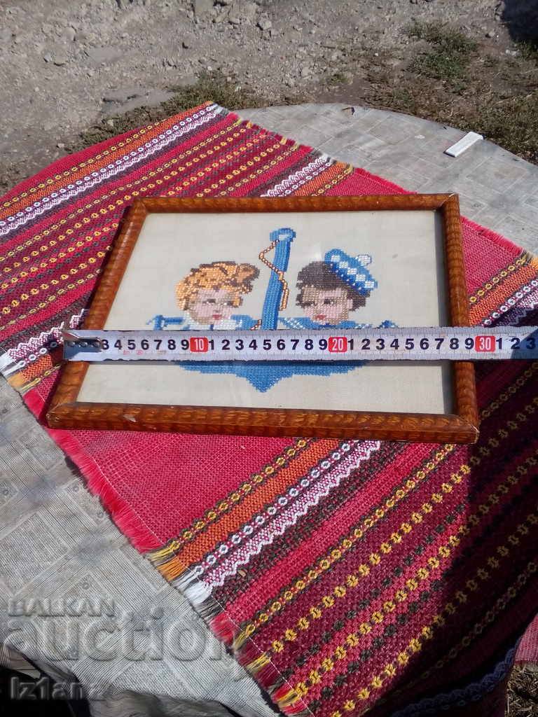 Delivery of Old embroidered picture Delivery of Old embroidered picture