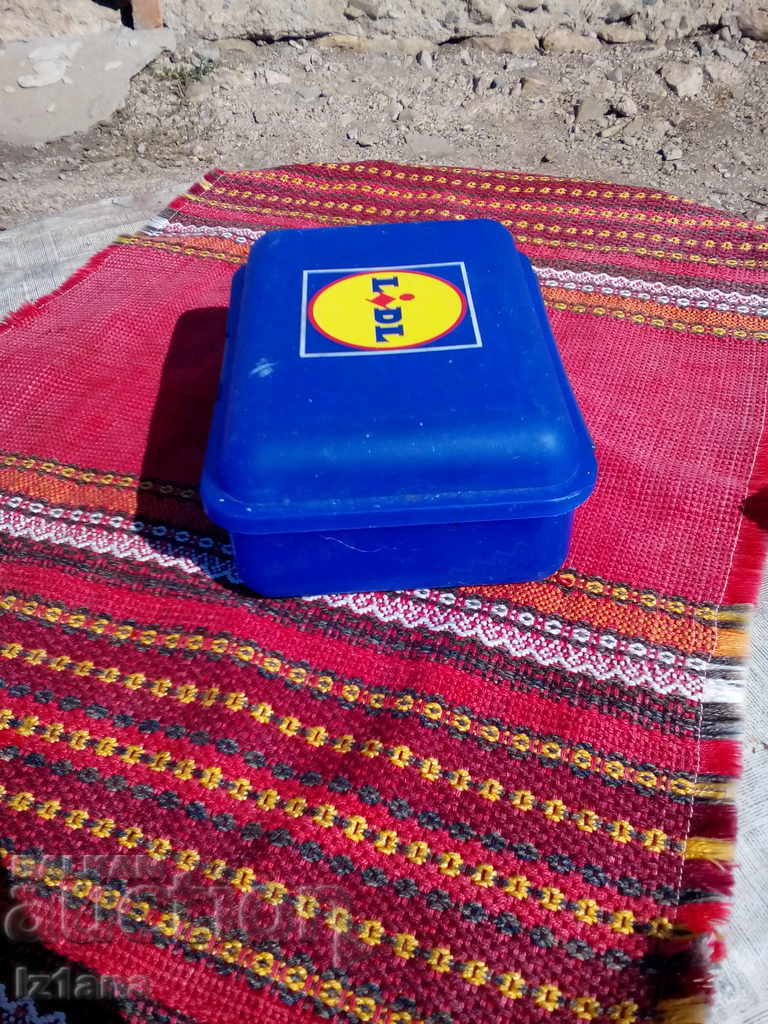 Delivery of LIDL Food Box