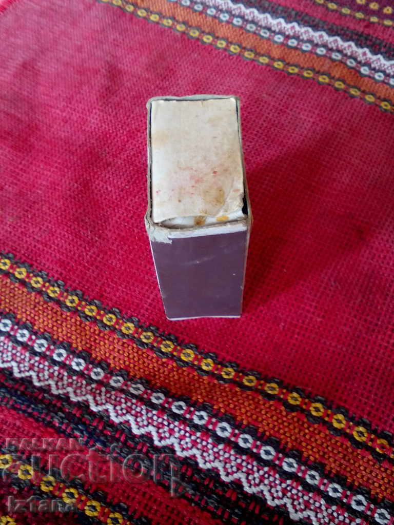 Auction Old match, matchbox Auction Old match, matchbox