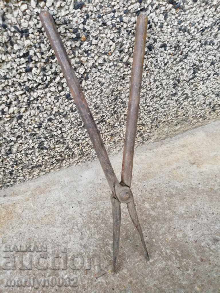 Blacksmith's tongs wrought iron tool - 5 Blacksmith's tongs wrought iron tool - 5