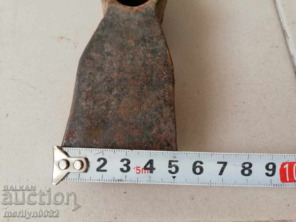 Auction  Old tesla, tool, tools