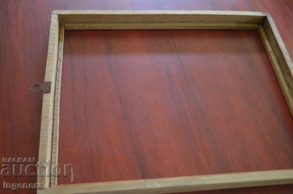 PAPER WOOD FRAME-480X375MM with price 4.49 BGN | € 2.30