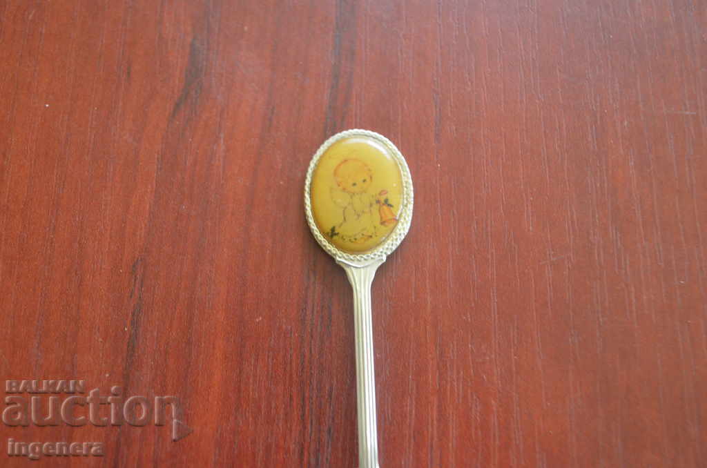 Auction  COLLECTIONAL LOYALTY