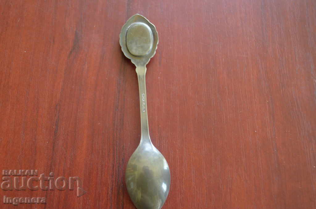 Delivery of COLLECTIONAL LOYALTY Delivery of COLLECTIONAL LOYALTY