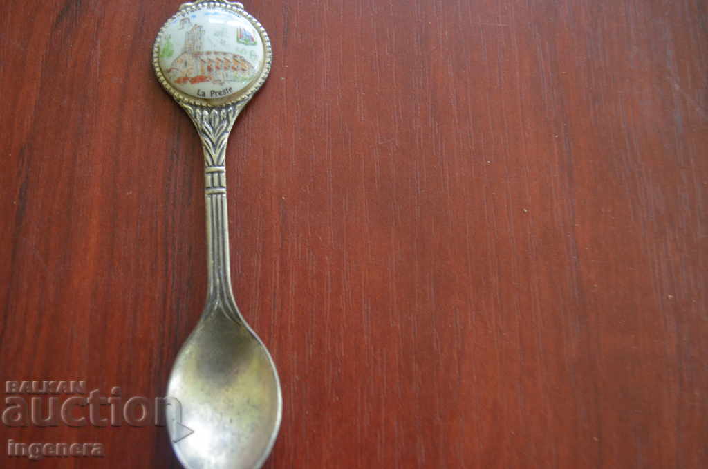 Auction COLLECTIONAL LOYALTY Auction COLLECTIONAL LOYALTY