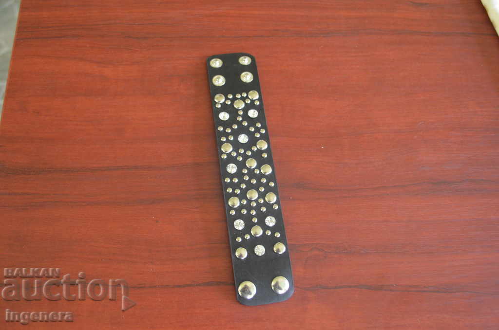 Livrarea ROCKER ROCKERS Livrarea ROCKER ROCKERS