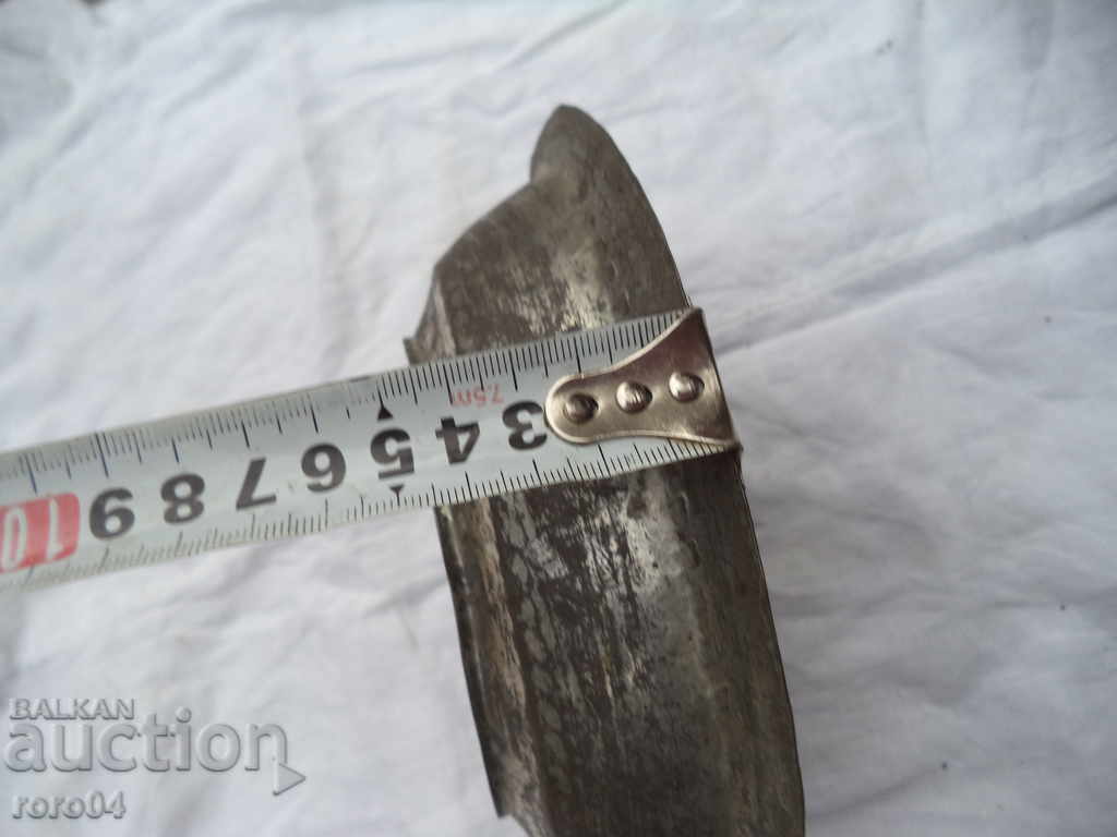 RABBIT HANGER BAKERY PANK - MARKED - "M" - 5 RABBIT HANGER BAKERY PANK - MARKED - "M" - 5