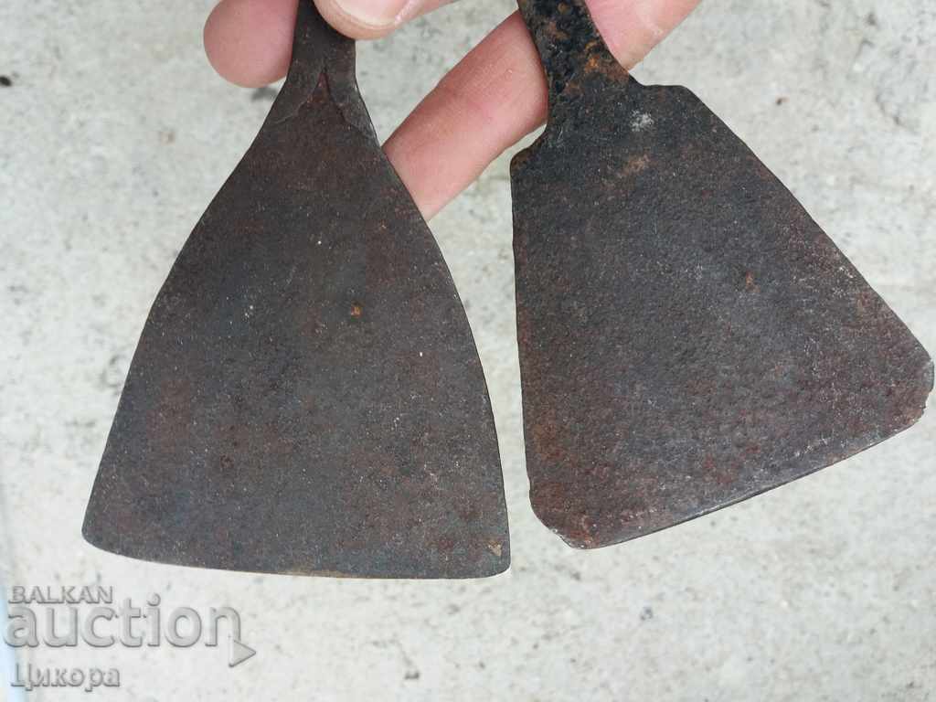 Auction OLD HORSES CUTTINGS CUTTING CUTTER-2 pcs Auction OLD HORSES CUTTINGS CUTTING CUTTER-2 pcs