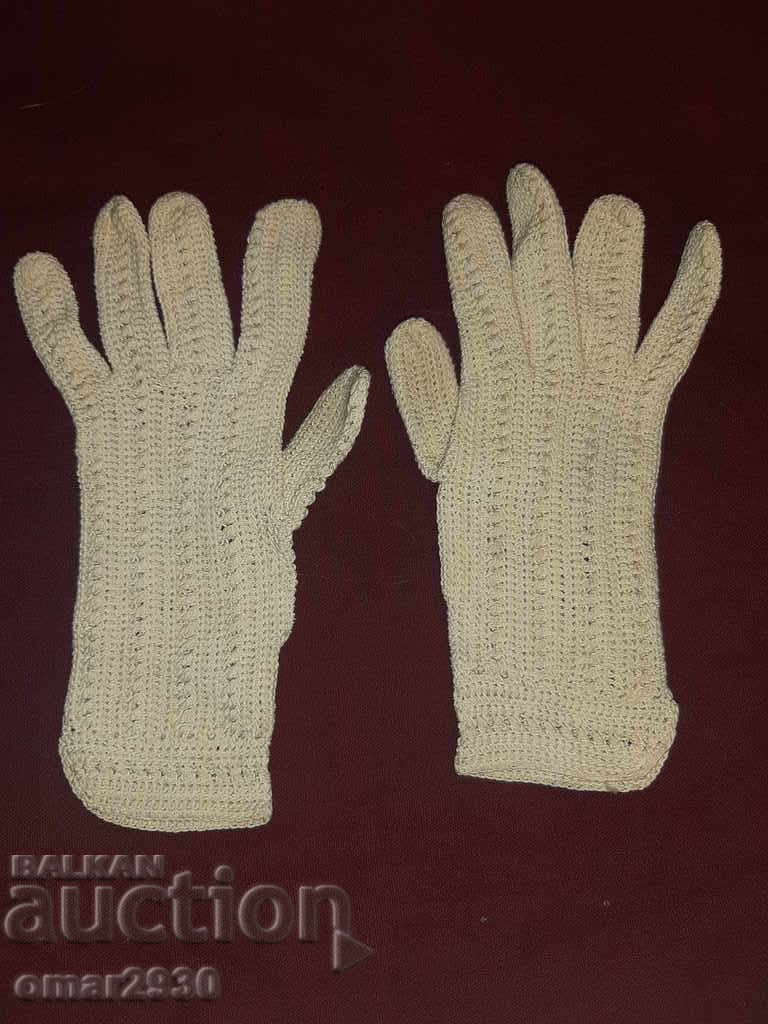Αυθεντικά γάντια