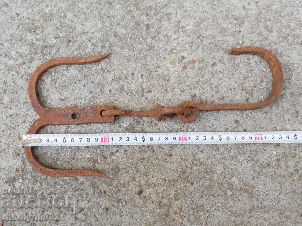 Delivery of Antique Wrought Iron Hook, Double Hook Delivery of Antique Wrought Iron Hook, Double Hook