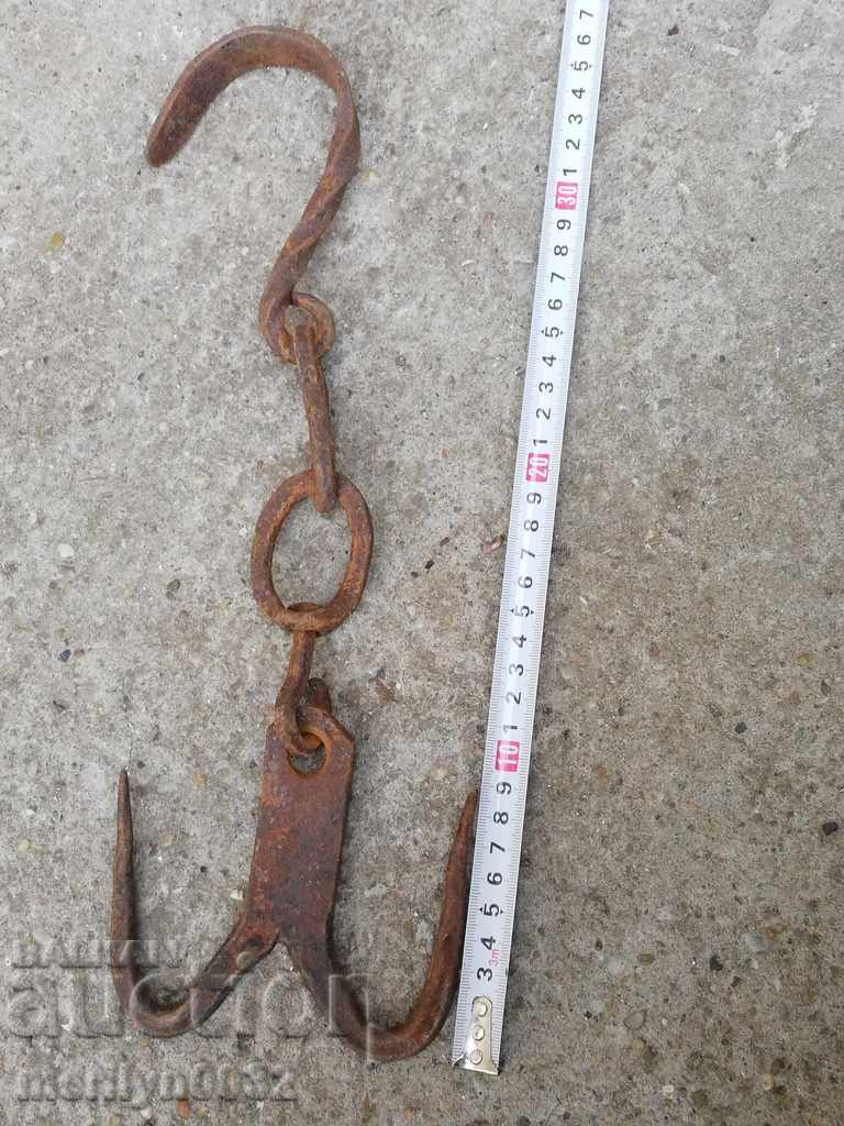 Delivery of An old forged scraping hook, double twin
