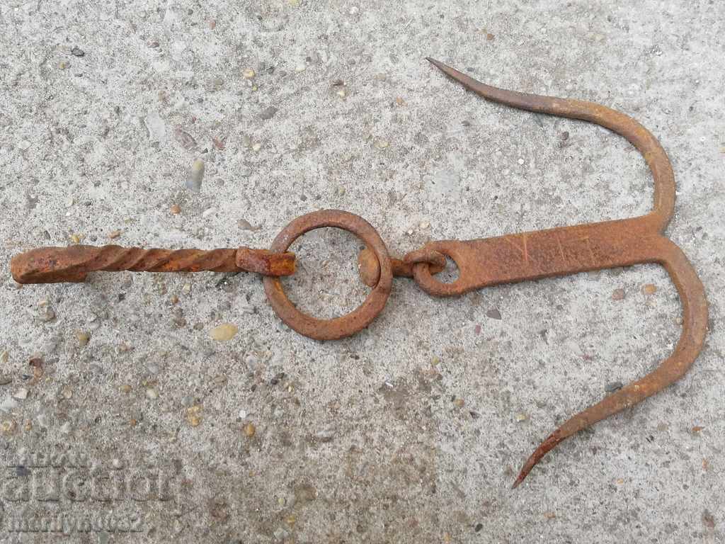 Delivery of An old forged scraping hook, double twin Delivery of An old forged scraping hook, double twin
