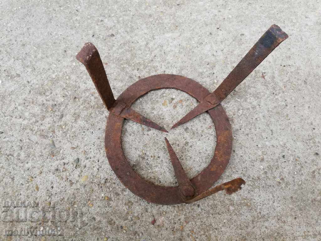 Saek, pistachio, wrought iron, hearth with price 39.00 BGN | € 19.94